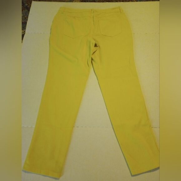 C est 1946 Yellow rayon and cotton jeggings with zipper closure - Picture 5 of 7